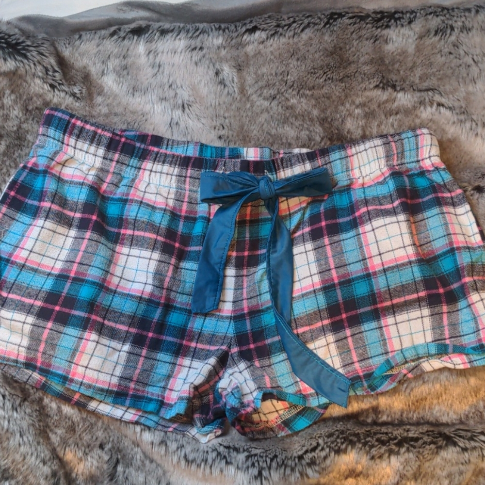 🌷Flannel PJ Shorts - Never worn